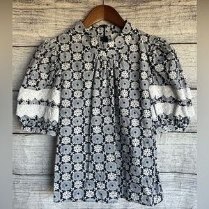 Tuckernuck Hyacinth House Geo Gigi Blouse 100% cotton size small